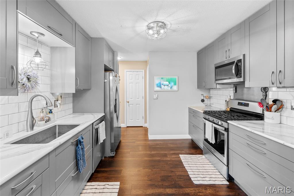 Creekside - Residential