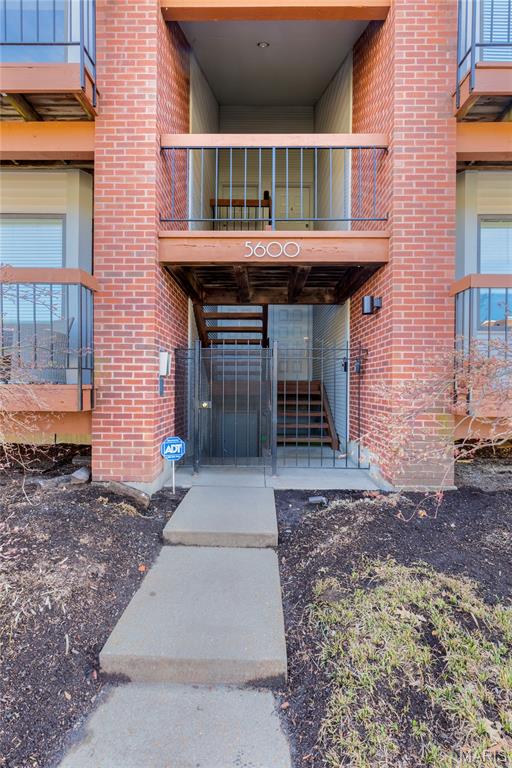 5600 Waterman/Warwick - Residential