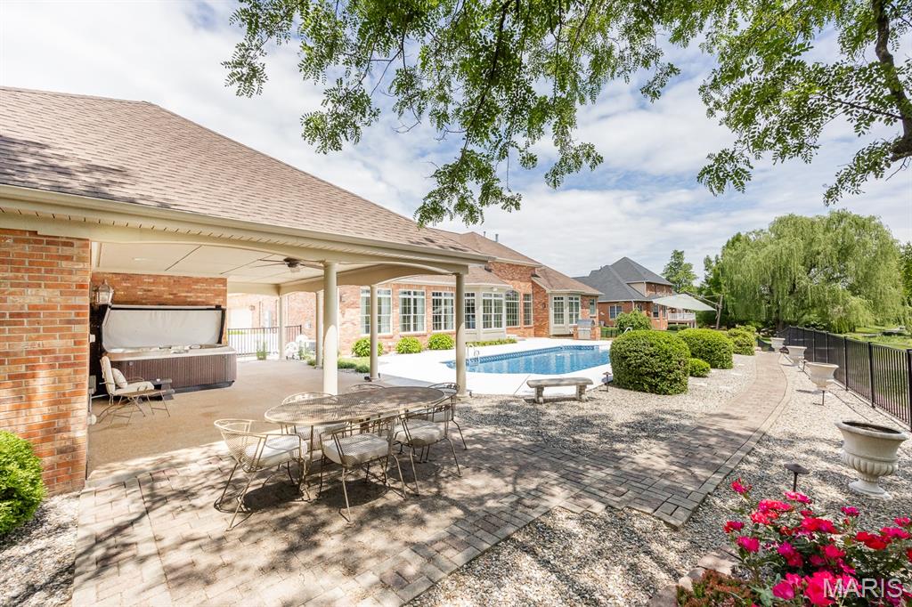 Landings/Far Oaks - Residential