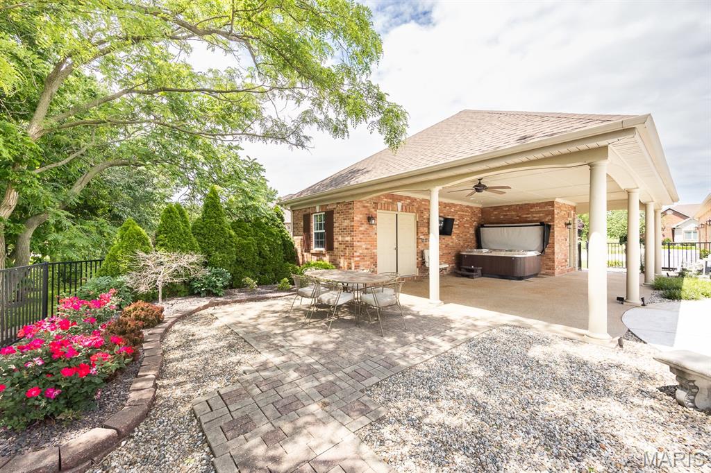 Landings/Far Oaks - Residential