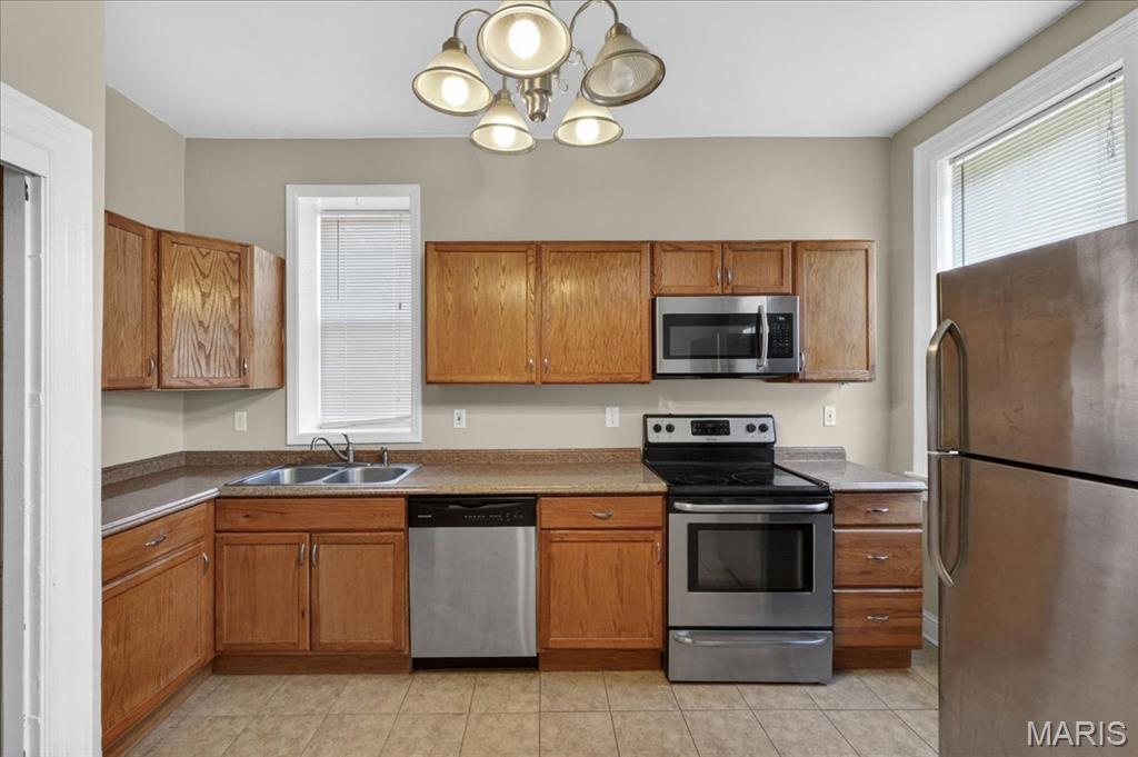 Allens Add - Residential Lease