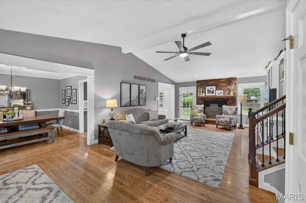 Country Manor - Residential