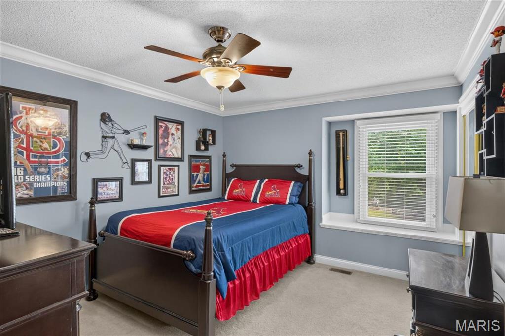 Country Manor - Residential
