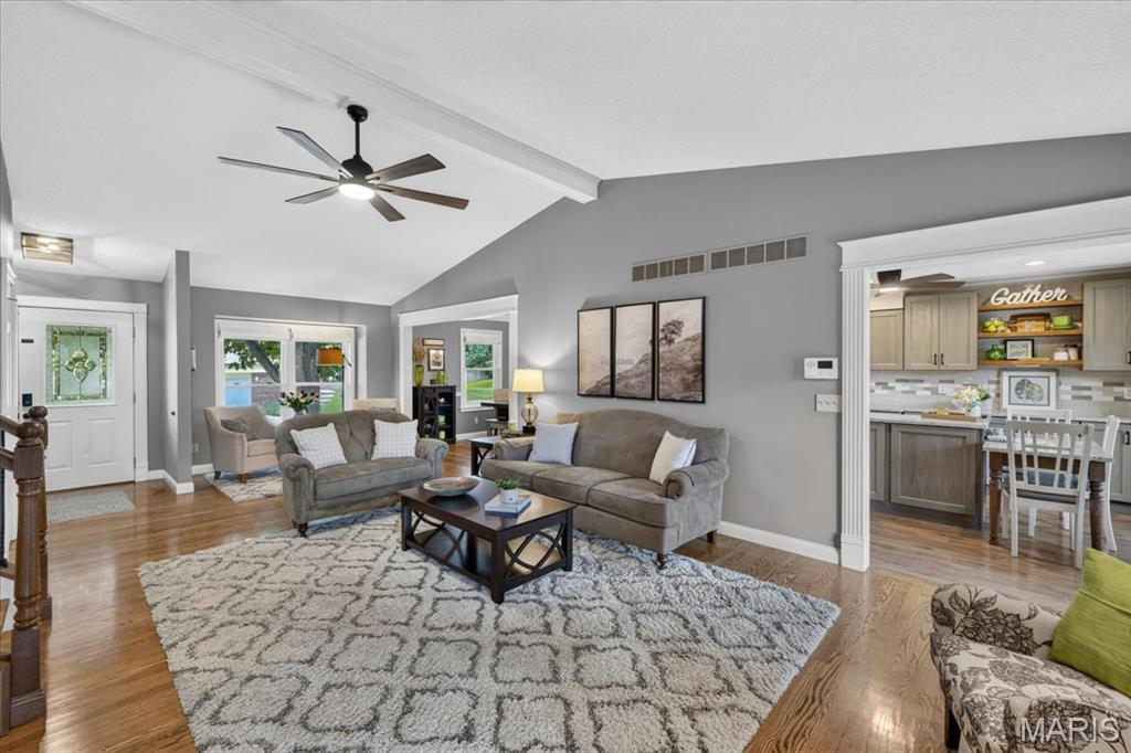 Country Manor - Residential