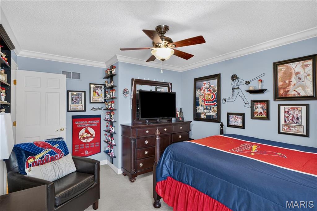 Country Manor - Residential