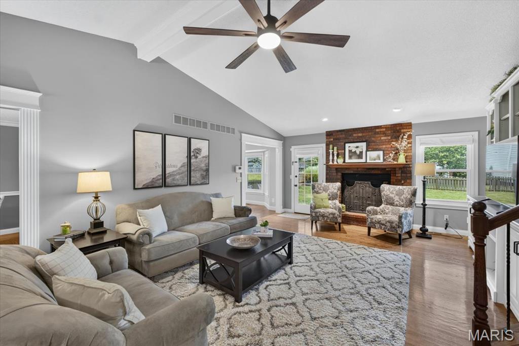 Country Manor - Residential