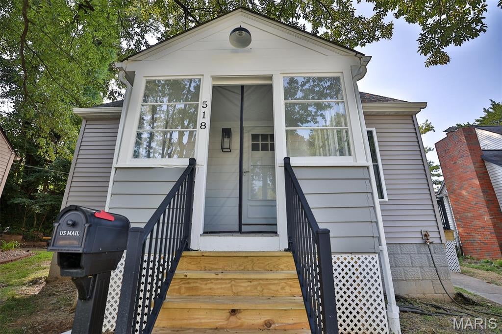 This property has been totally redone, new cabinets and counters, appliances, HVAC, flooring, lighting, windows and deck.  Landlord will do grass cutting and snow removal.  Located 5 blocks from downtown N Main St and Madison County Transit Bus Station.  Less than 3 blocks to the MCT Trailways.  Tenant responsible for utilities. Schedule a showing today!
