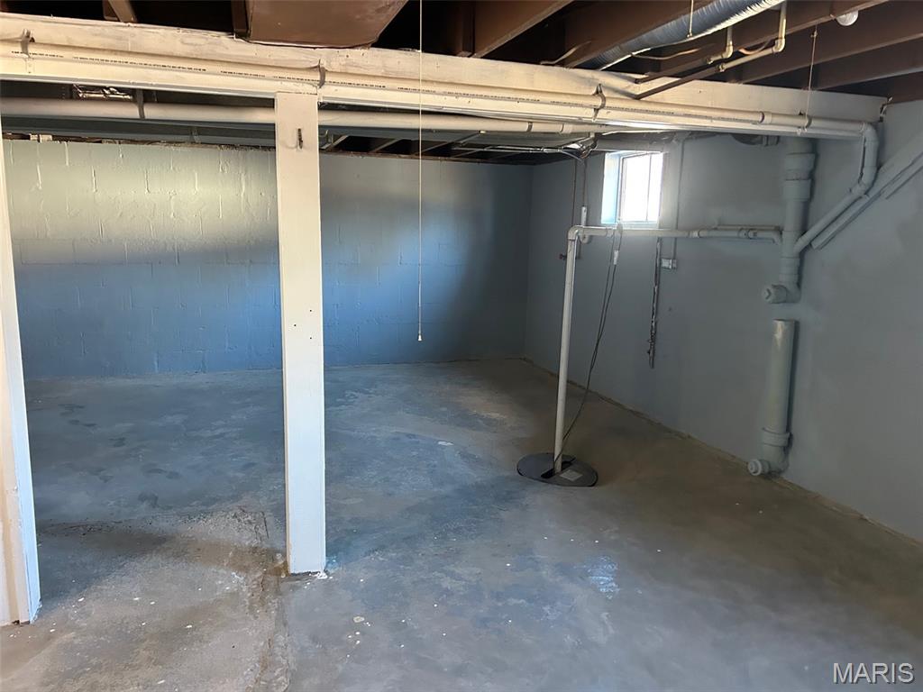Twelve Oaks 1st Add - Residential
