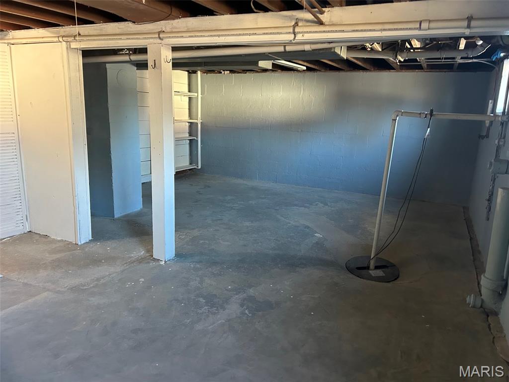 Twelve Oaks 1st Add - Residential