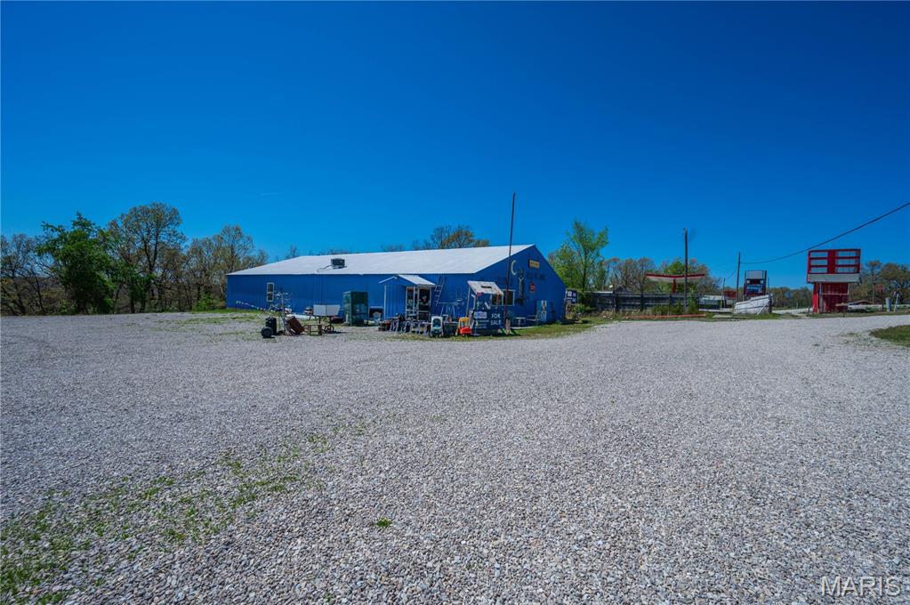 n/a - Commercial Sale