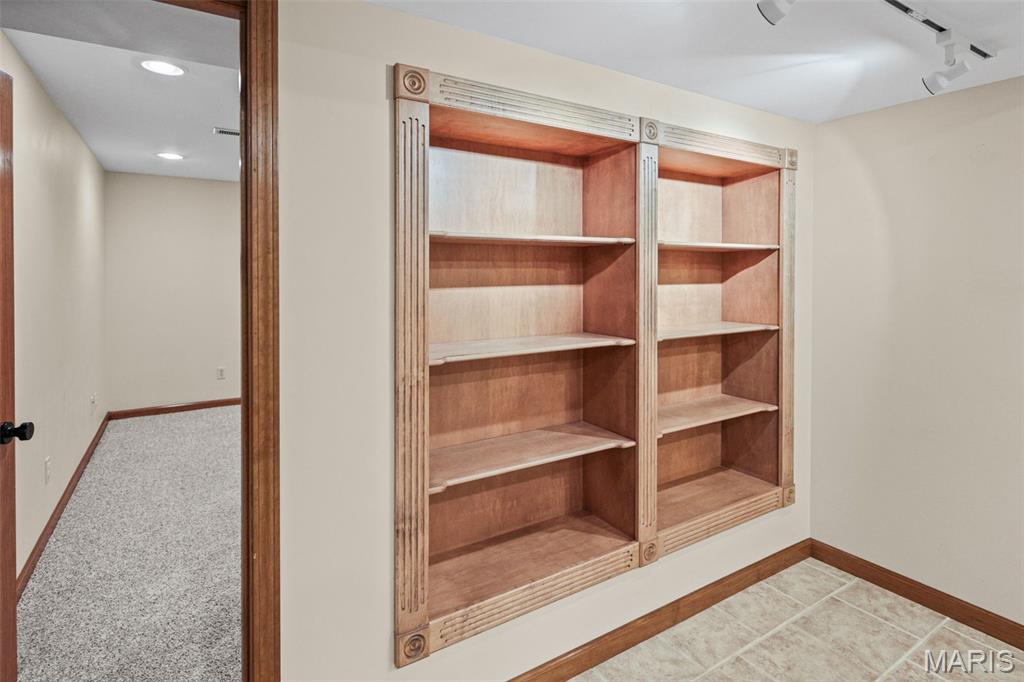 Woodridge Estates - Residential