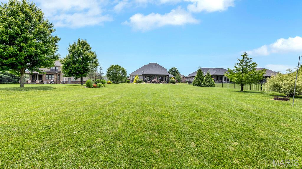 Stone Cliff Manor - Residential