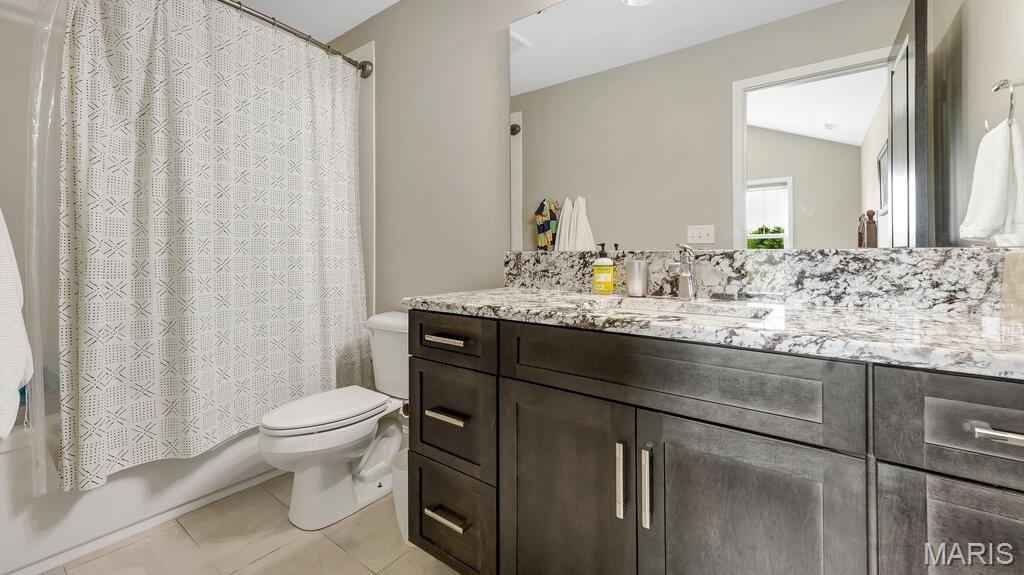 Stone Cliff Manor - Residential