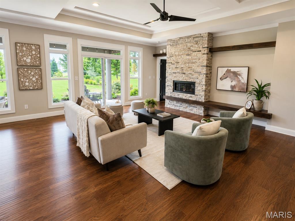 Stone Cliff Manor - Residential