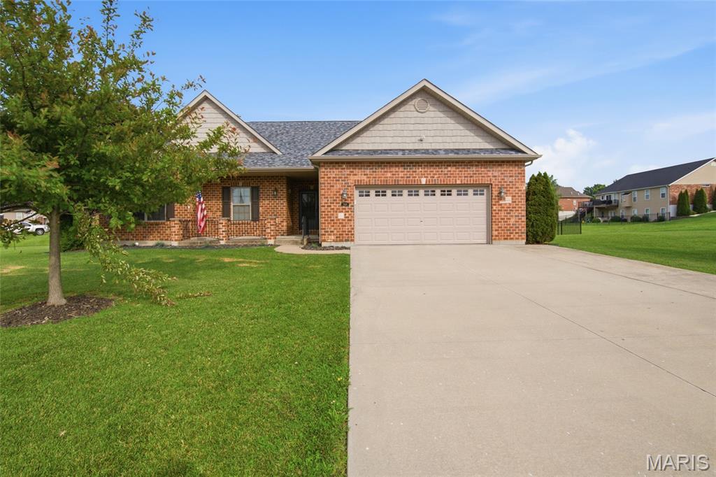 Welcome home to this well-maintained 3-bedroom, 2-bath brick ranch in the desirable Wernings subdivision! Step inside to find comfortable living spaces and a functional floor plan designed for everyday living. The spacious kitchen and dining area flow seamlessly to the covered back patio, creating the perfect space for relaxing or entertaining.  Outside, you'll love the huge fenced backyard with plenty of room for pets, play, gardening, or future outdoor amenities.  The unfinished basement offers incredible potential with a 9-foot pour and egress window already in place, making it ideal for future finished living space, additional bedrooms, a recreation room, home office, or gym. Whether you're looking for room to grow or simply want a move-in-ready home with future possibilities, this property delivers.
Conveniently located near schools, parks, shopping, and all that Columbia has to offer, this one is a must-see!