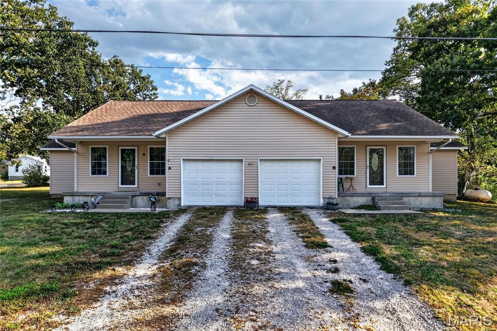Investment opportunity! Take a look at this duplex featuring two spacious 3-bedroom, 2-bath units. One side is currently occupied by a month-to-month tenant, while the other is vacant and ready for a new tenant or owner-occupant. This setup offers a great opportunity to live in one side while collecting rental income from the other, or lease both units as an investment. Tenants are responsible for all utilities, leaving the owner responsible for taxes, insurance, and property maintenance. Conveniently located approximately 20 minutes from Waynesville and 30 minutes from Fort Leonard Wood, this property offers flexibility and income potential for both new and experienced investors.