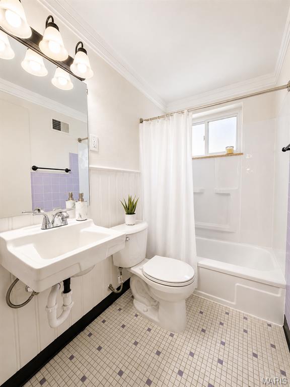 Hallmark Terrace Apartments - Residential Lease