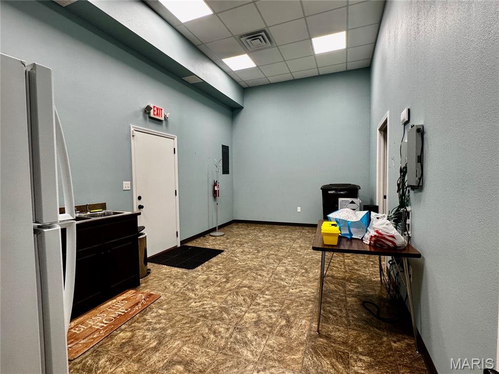 C2 - Commercial Lease