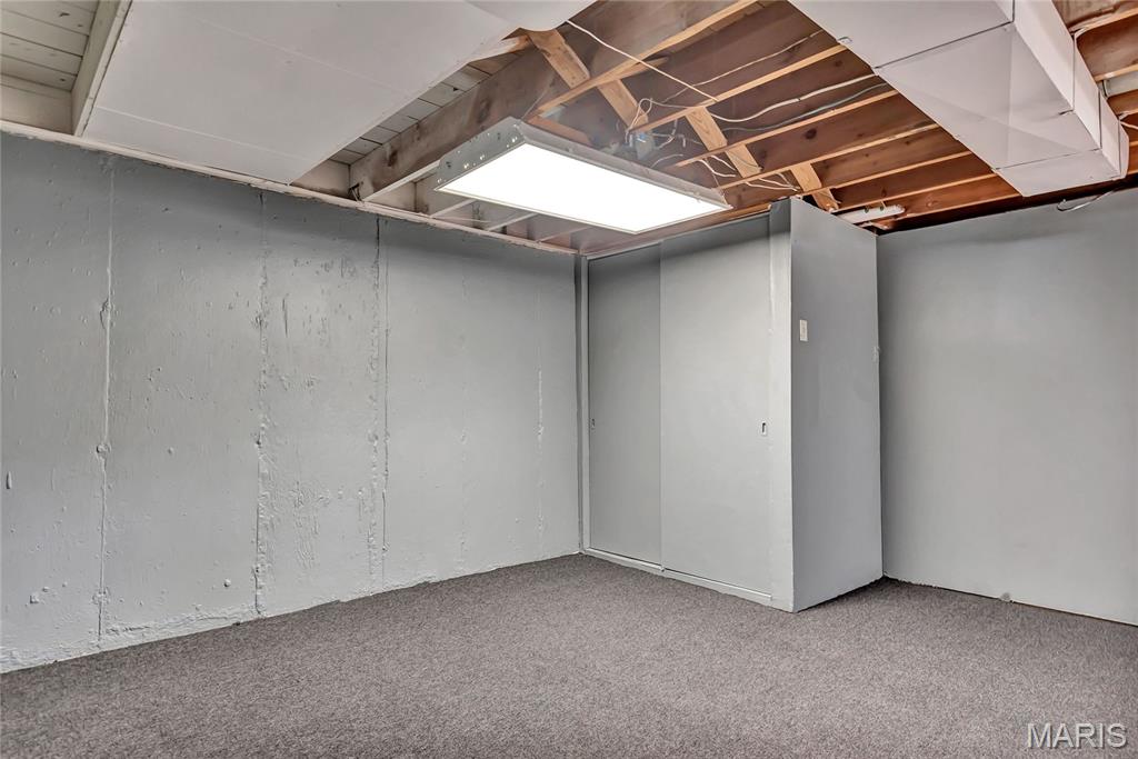 Florissant Park - Residential Lease
