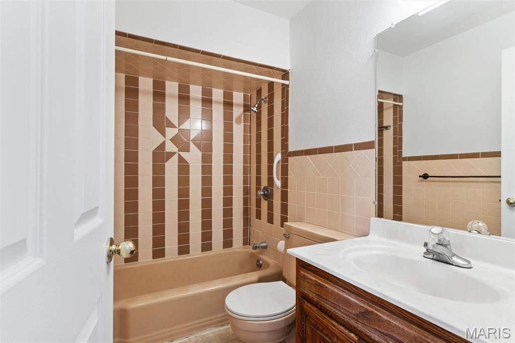 Cardinal Wood #1 - Residential