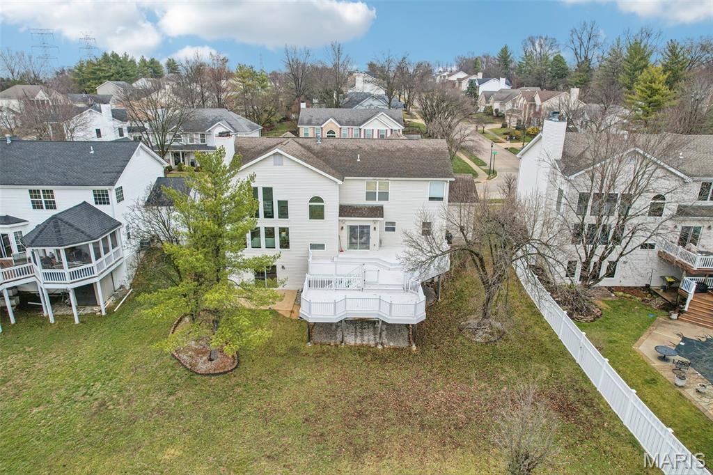 Manors At Bellerive One - Residential