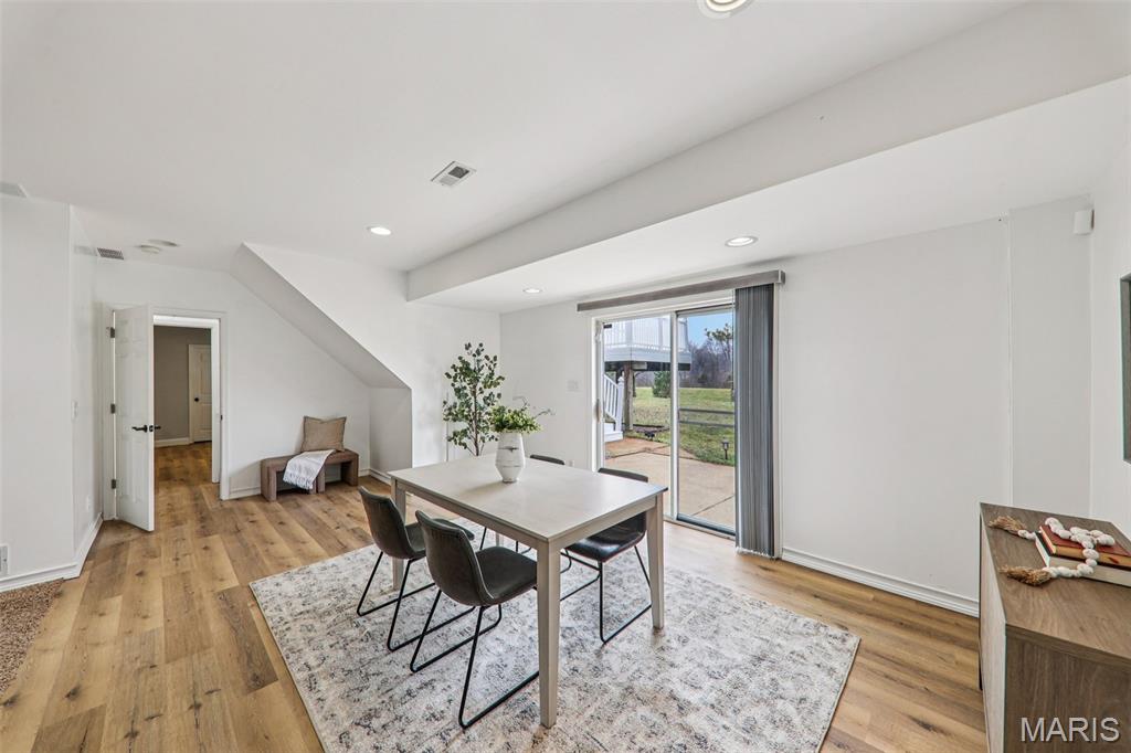Manors At Bellerive One - Residential