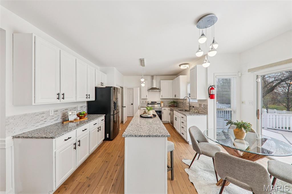 Manors At Bellerive One - Residential