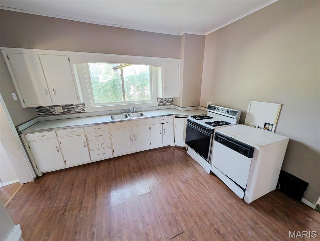 Bornman, Waugh & Chicks Add - Residential
