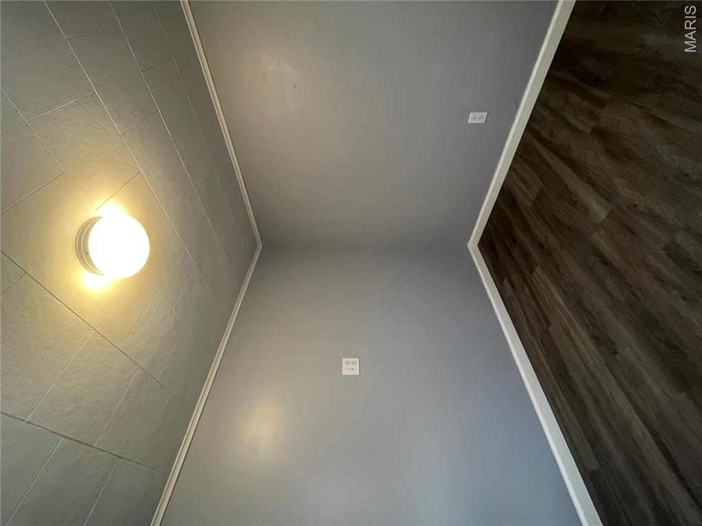 Wallaces Add - Residential Lease