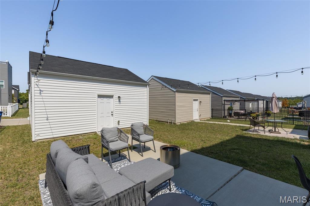 Villages At Crestwood Crossing The - Residential