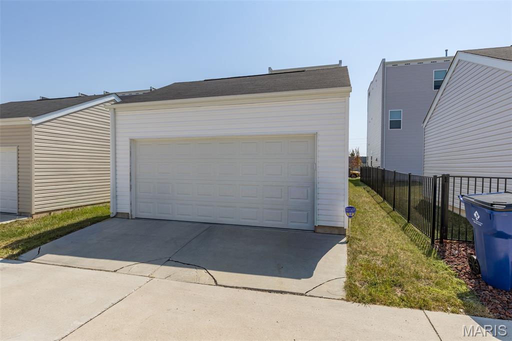 Villages At Crestwood Crossing The - Residential