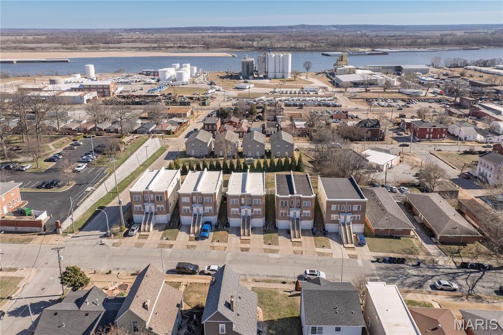 Carondelet Commons - Commercial Sale