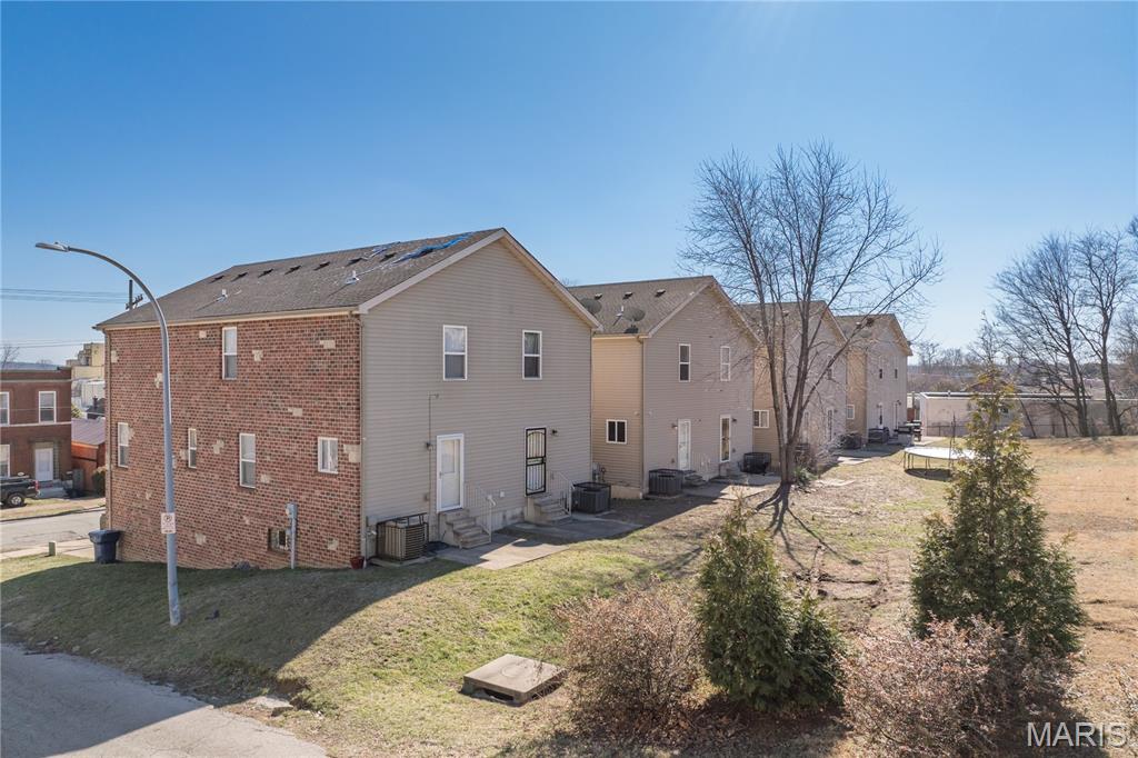 Carondelet Commons - Commercial Sale