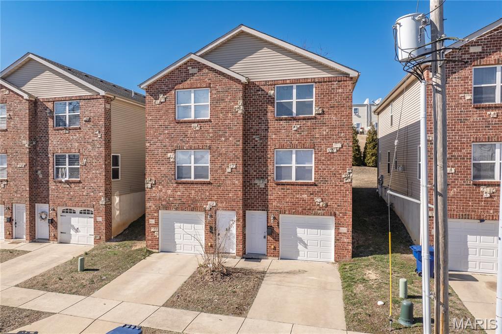 Carondelet Commons - Commercial Sale