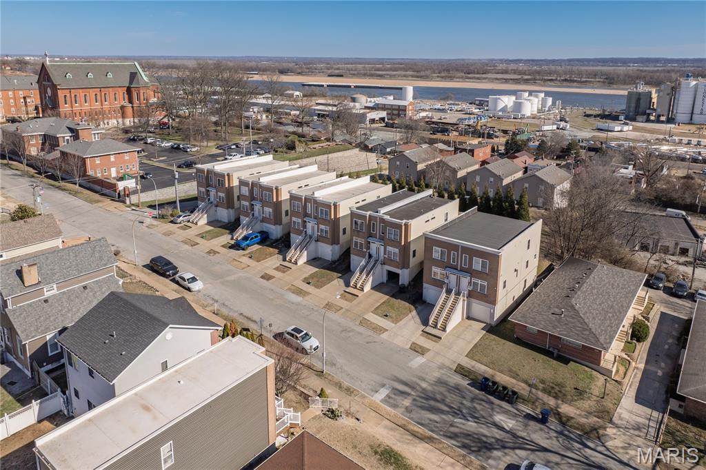 Carondelet Commons - Commercial Sale