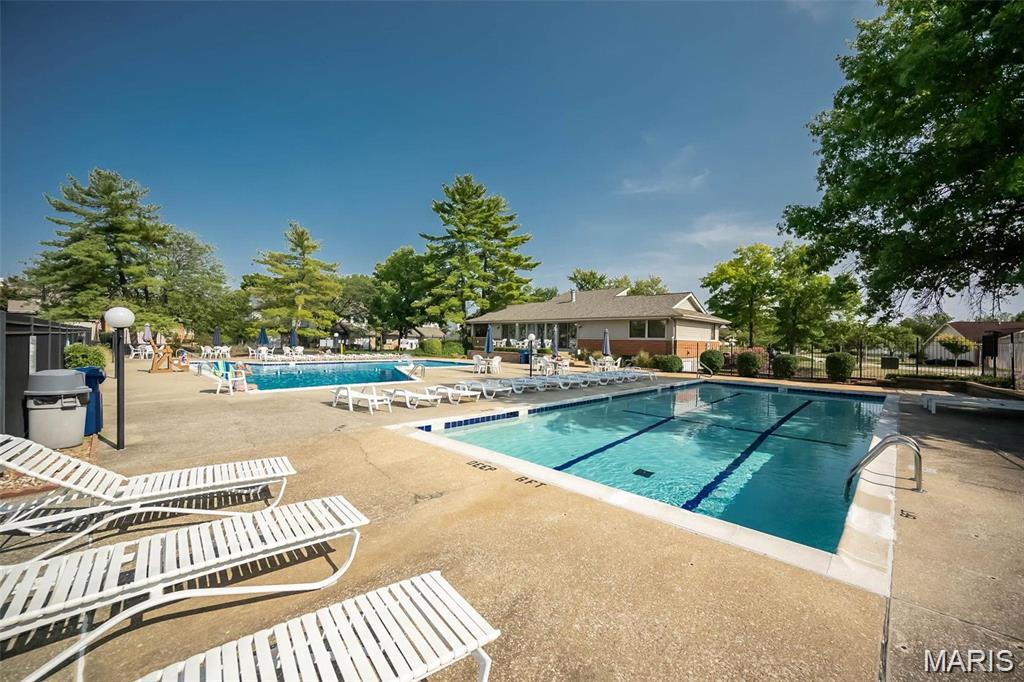 Treetop Condo Ph Ii - Residential