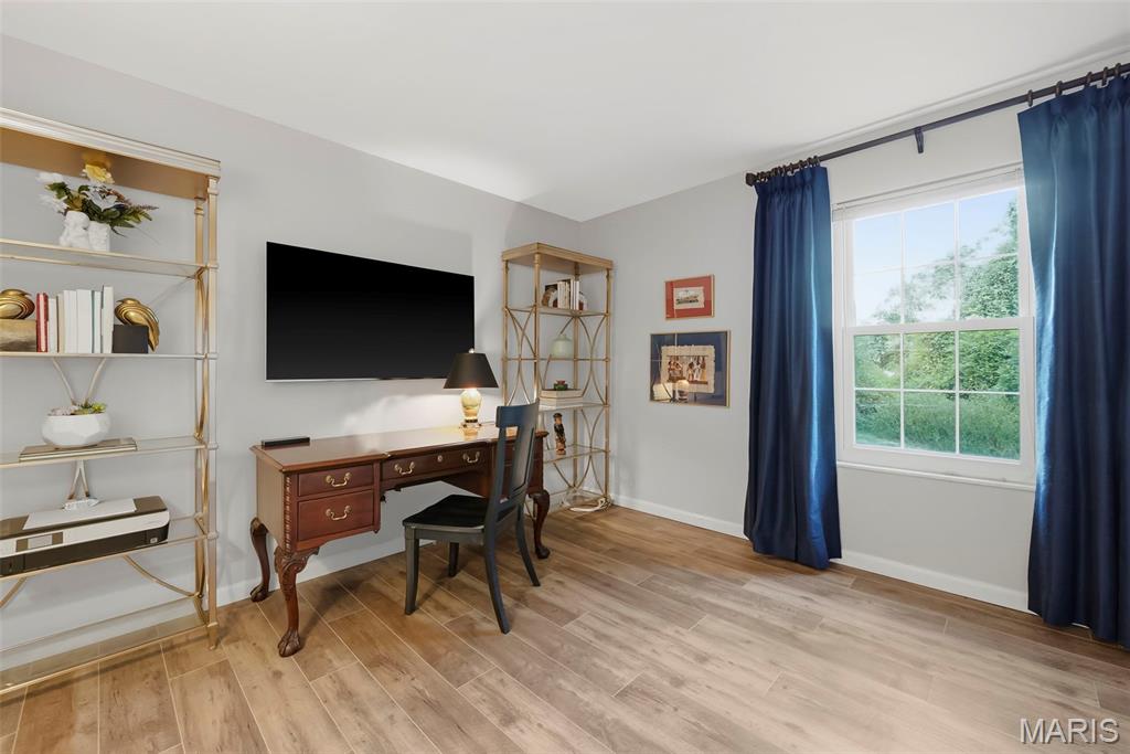 Treetop Condo Ph Ii - Residential
