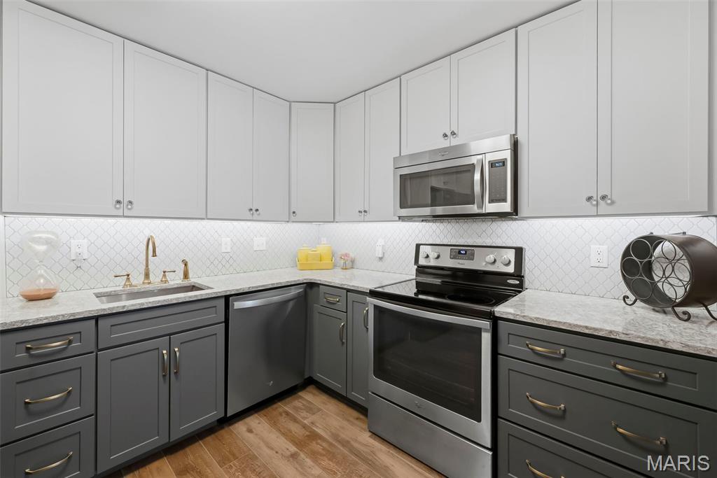 Treetop Condo Ph Ii - Residential