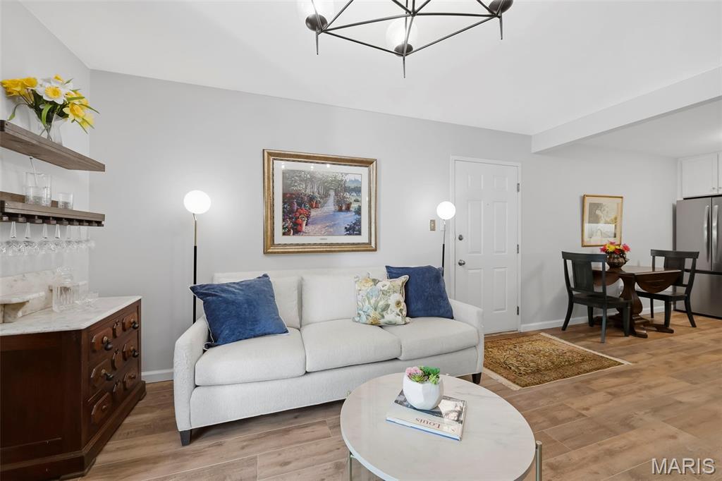 Treetop Condo Ph Ii - Residential