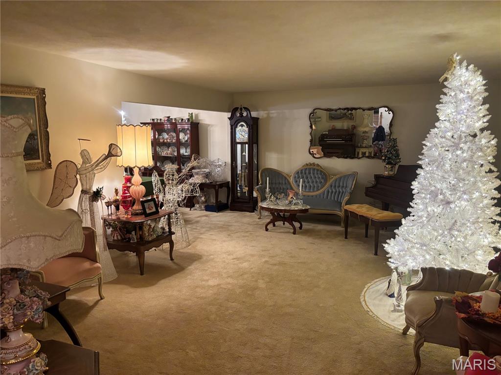 Chenot Place 6th Add - Residential