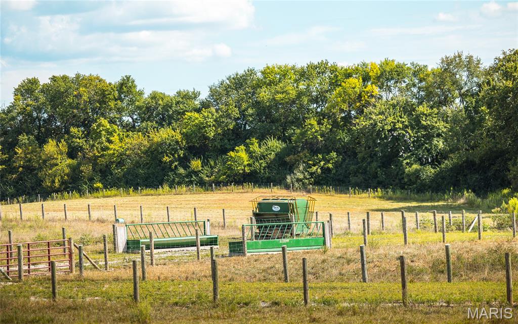 Not in a subdivision - Land