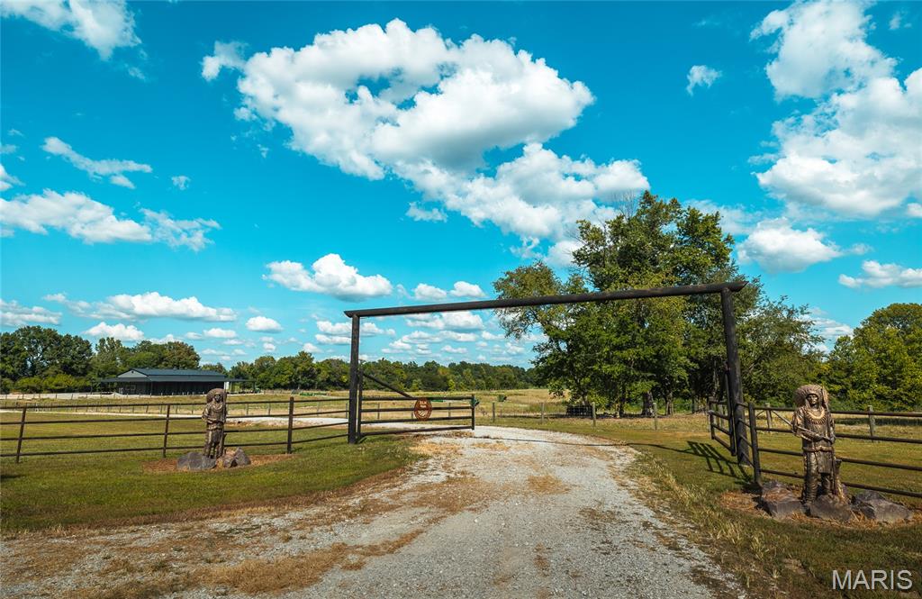 Not in a subdivision - Land