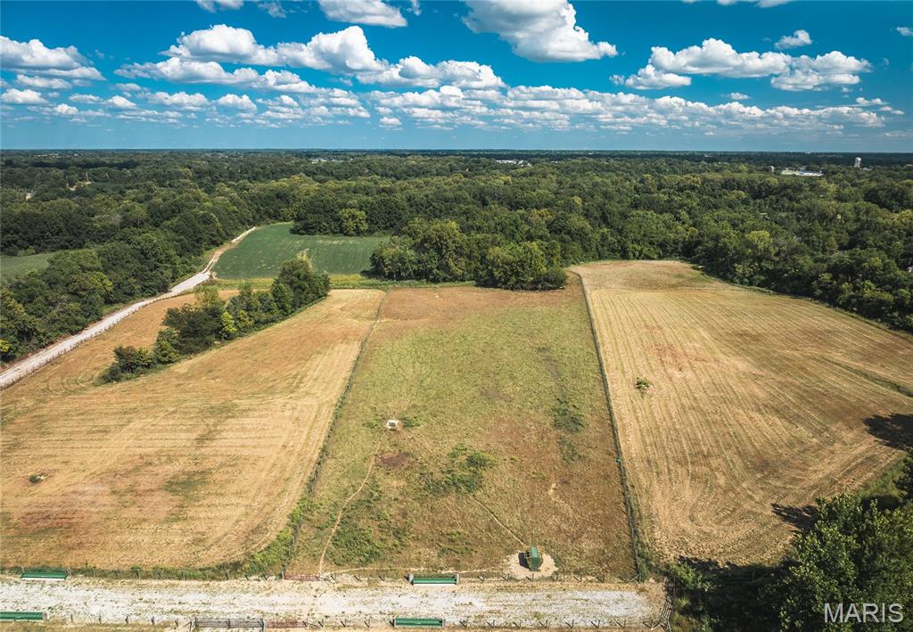 Not in a subdivision - Land