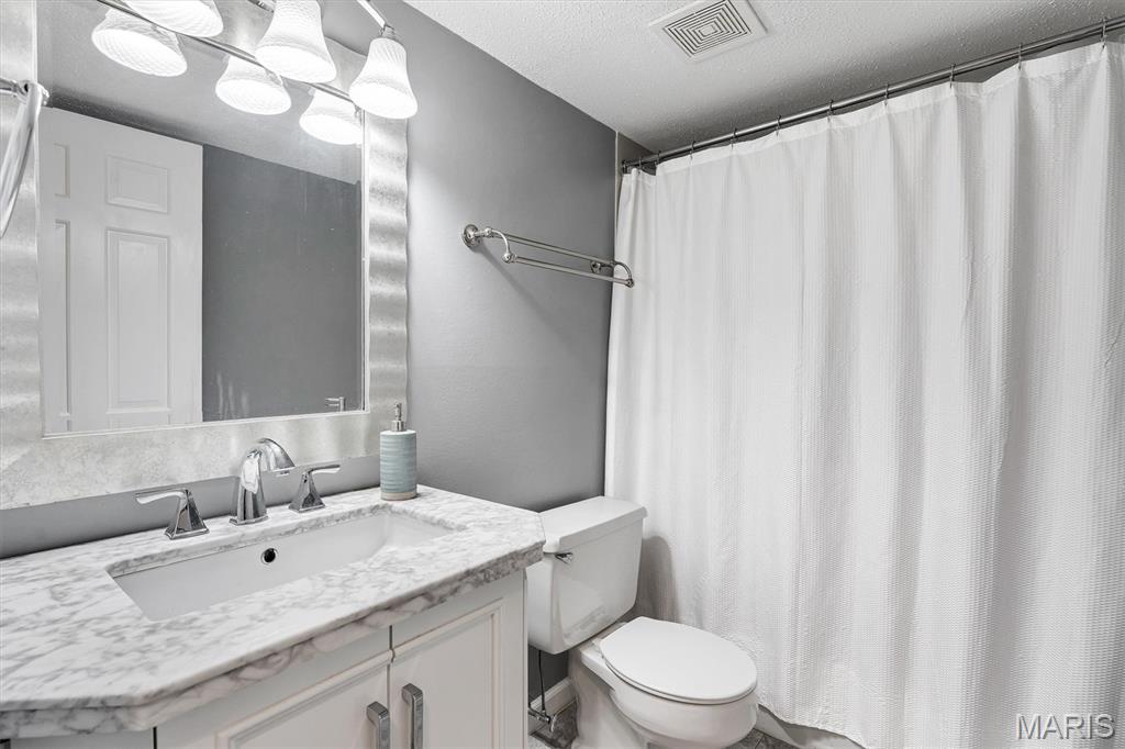 Cambridge Courts Condo - Residential