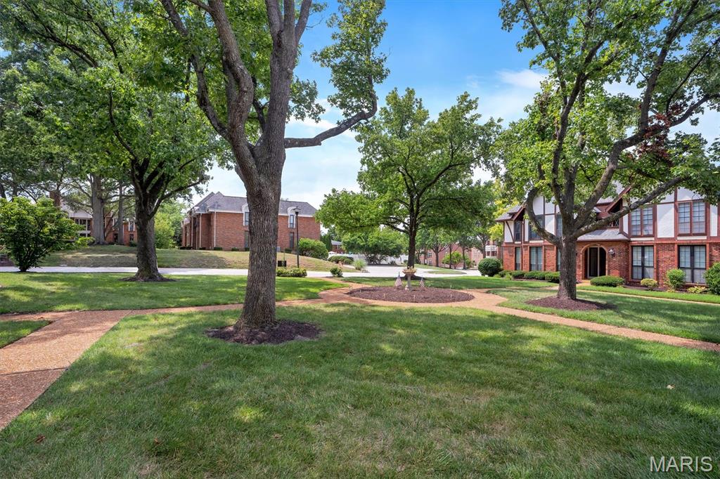 Cambridge Courts Condo - Residential