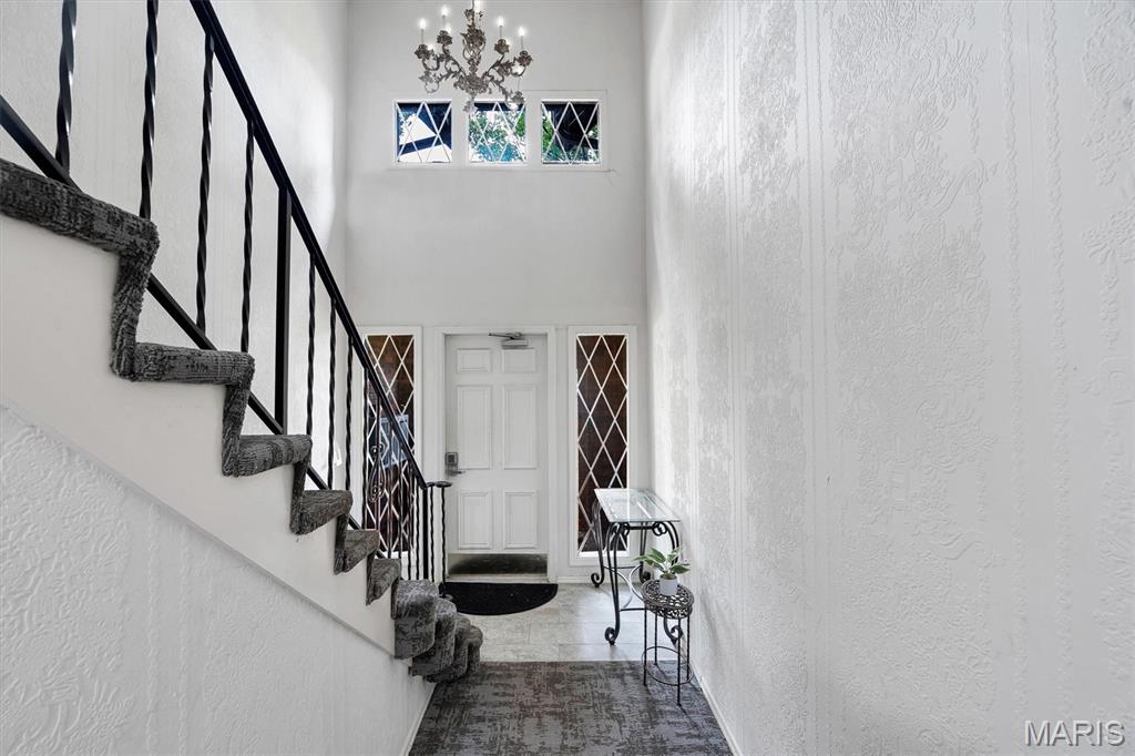 Cambridge Courts Condo - Residential