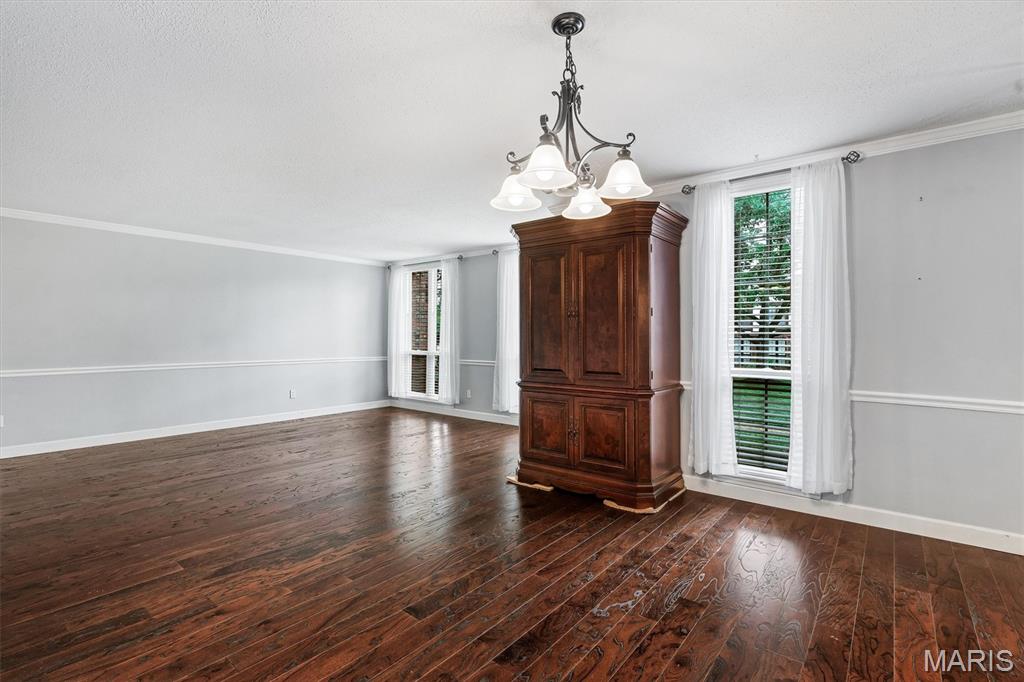Cambridge Courts Condo - Residential