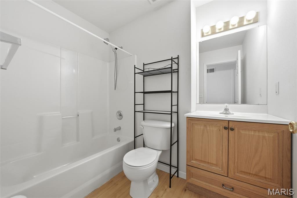 Delores - Residential
