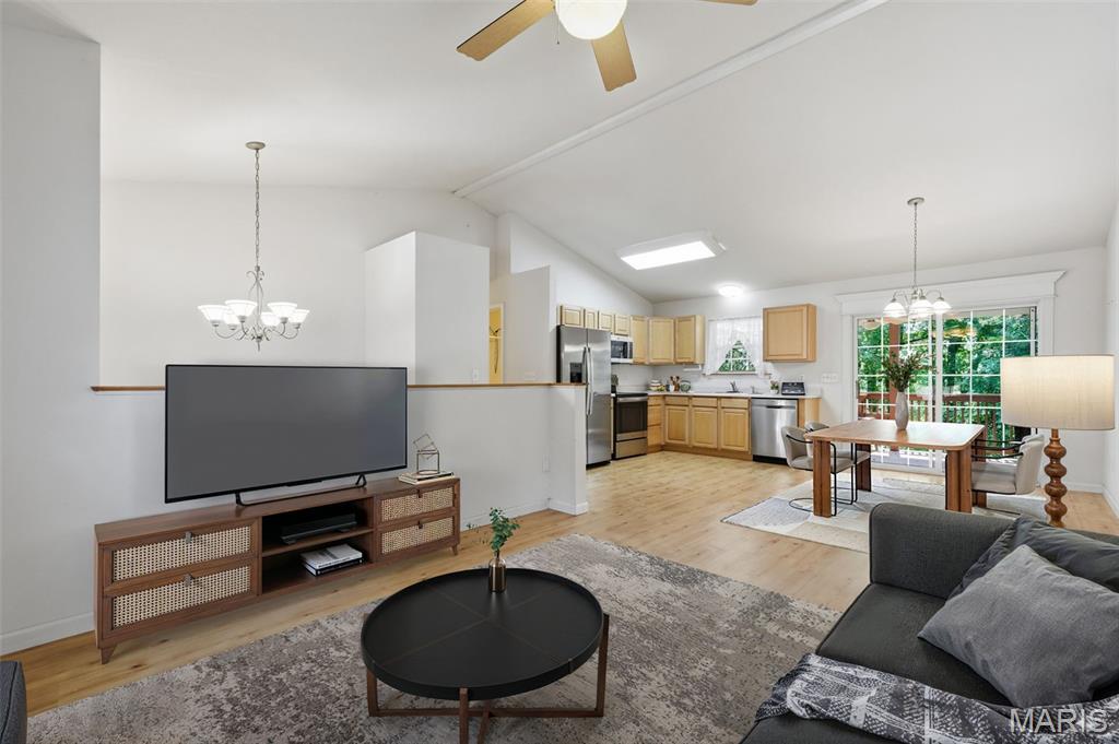 Delores - Residential