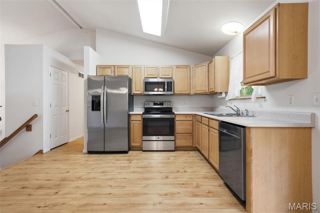 Delores - Residential